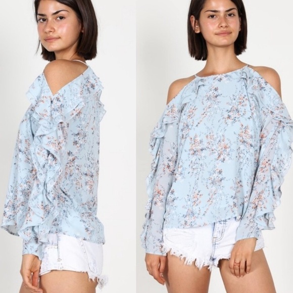 Threadzwear Tops - ONE S LEFT! Ruffle cold shoulder blouse